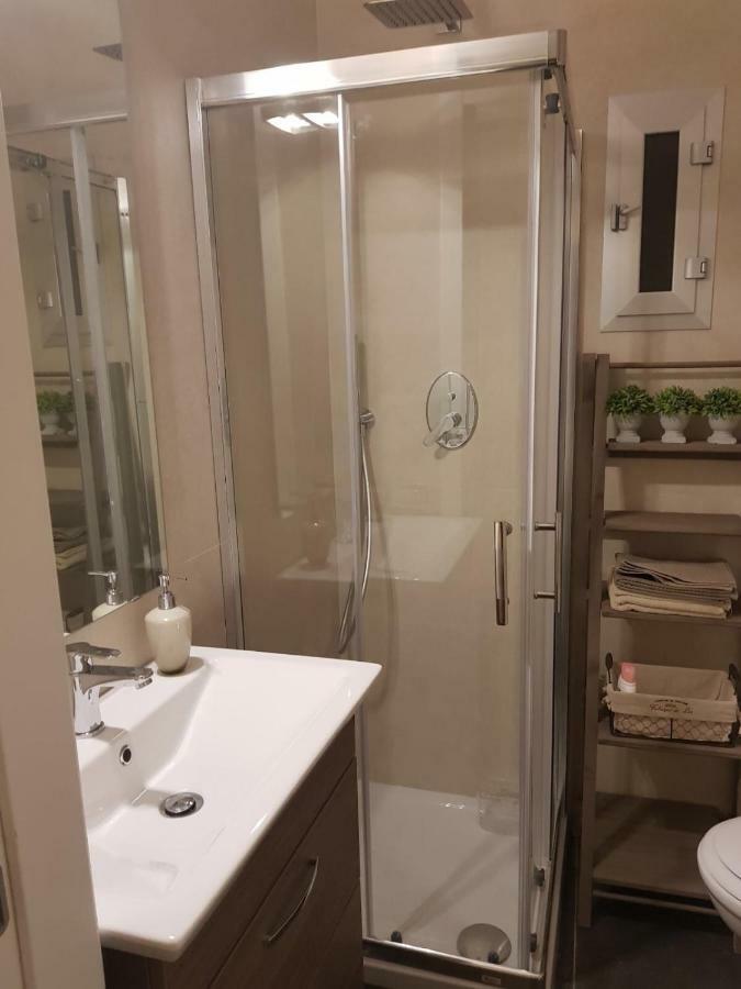 Home "Suite" Home 那不勒斯 外观 照片