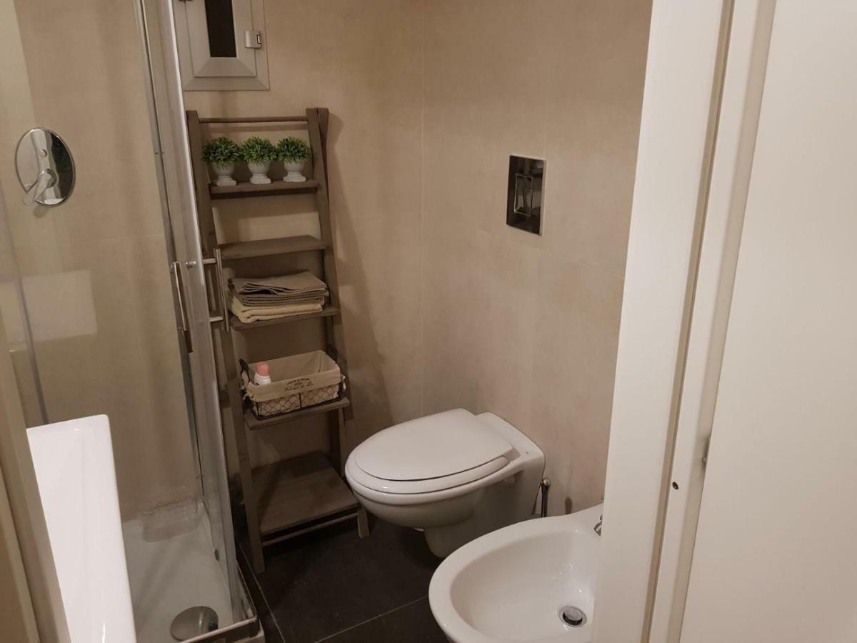 Home "Suite" Home 那不勒斯 外观 照片