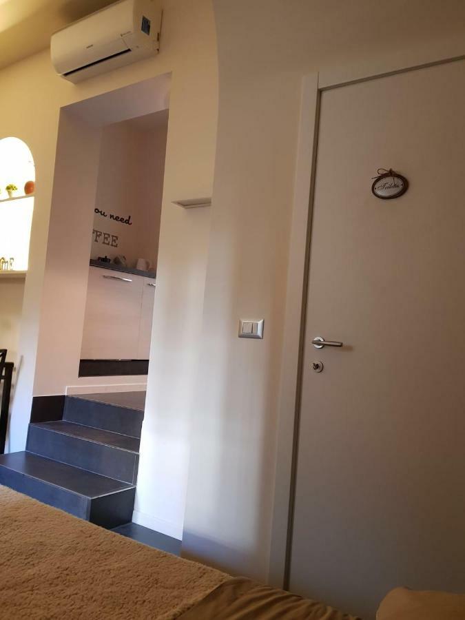 Home "Suite" Home 那不勒斯 外观 照片